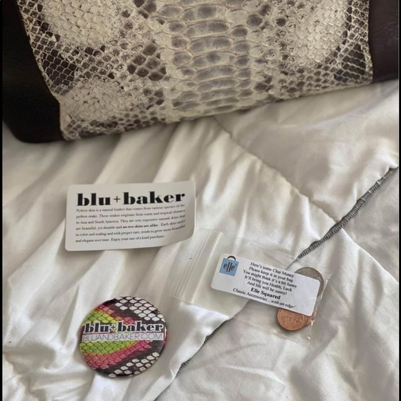 Purse - Picture 3 of 4